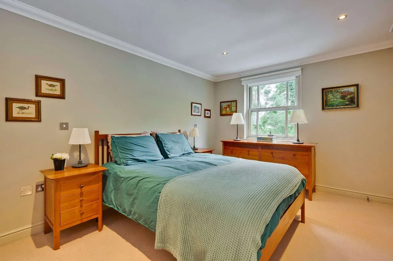 Vine Road, East Molesey, Surrey, KT8 9LF, photo 7