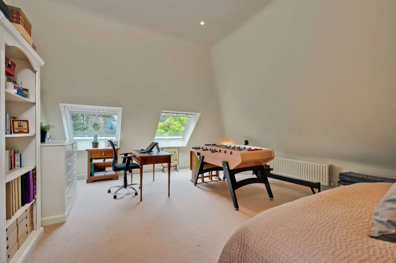 Vine Road, East Molesey, Surrey, KT8 9LF, photo 10