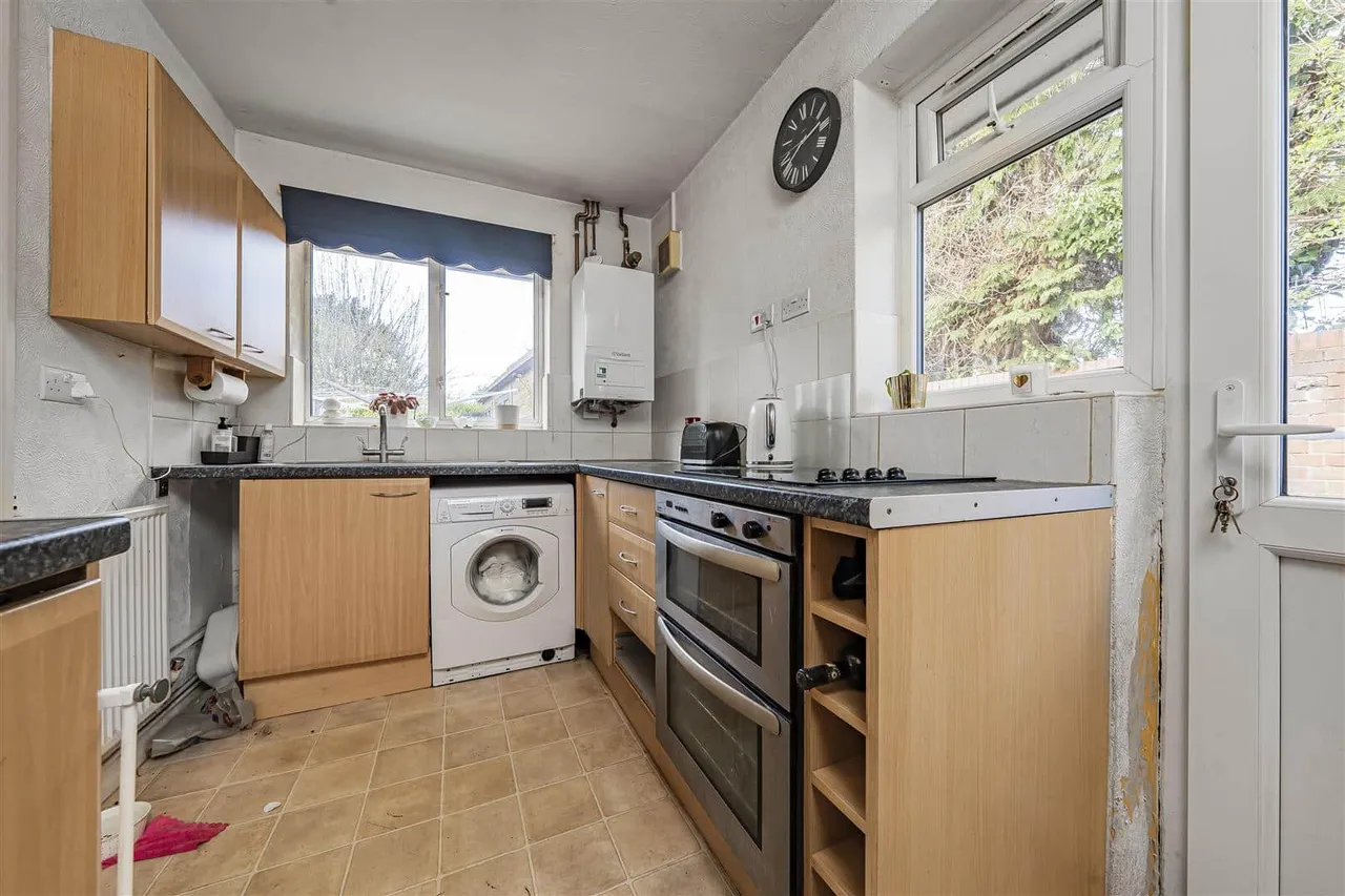 St. Johns Drive, Windsor, Berkshire, SL4 3RA, photo 5