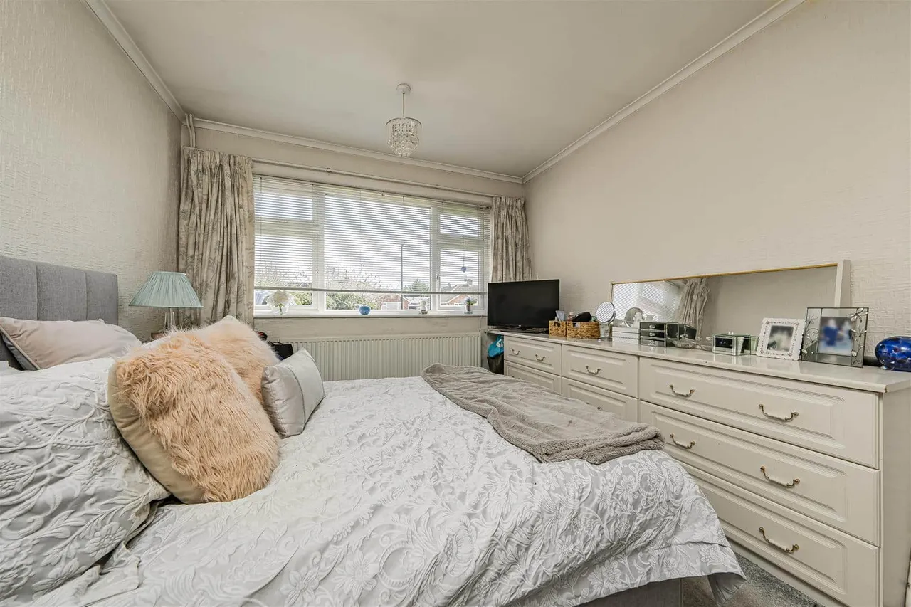 St. Johns Drive, Windsor, Berkshire, SL4 3RA, photo 9