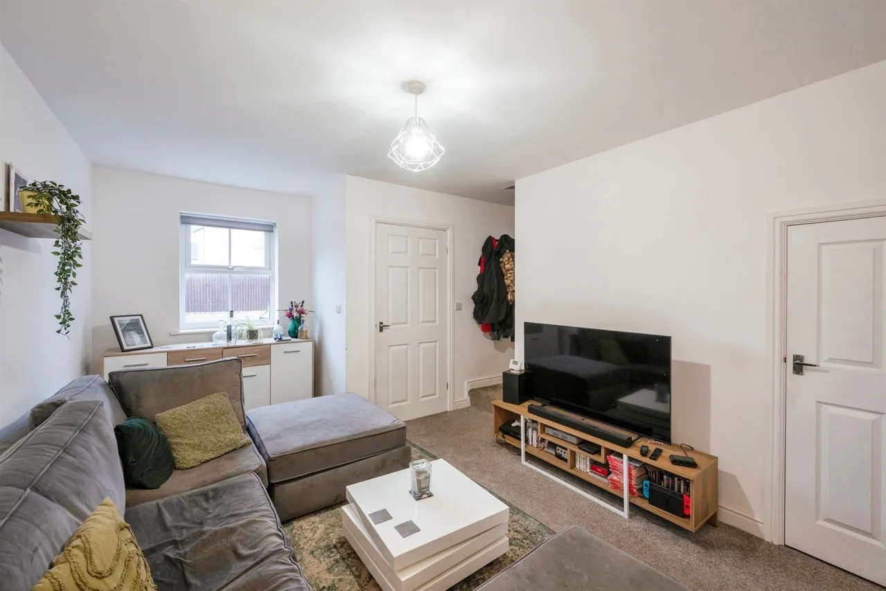 Greenfield Road, Stainforth, DN7, photo 3