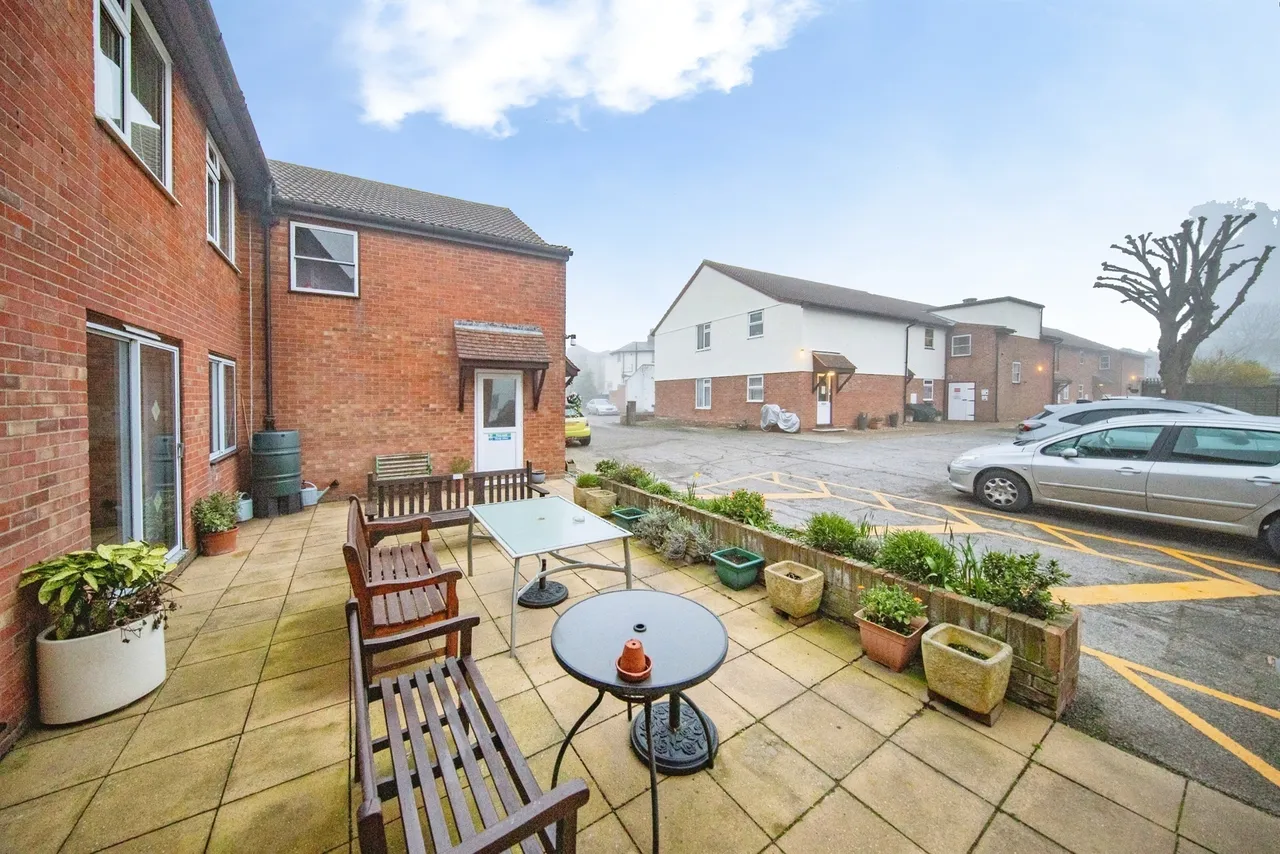 North Street, Walton On The Naze, photo 9