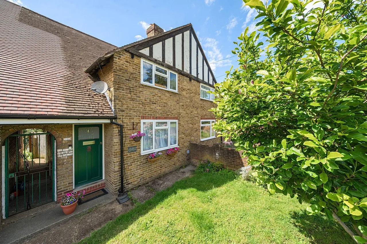 3 bed house for sale — Eltham Palace Road, SE9