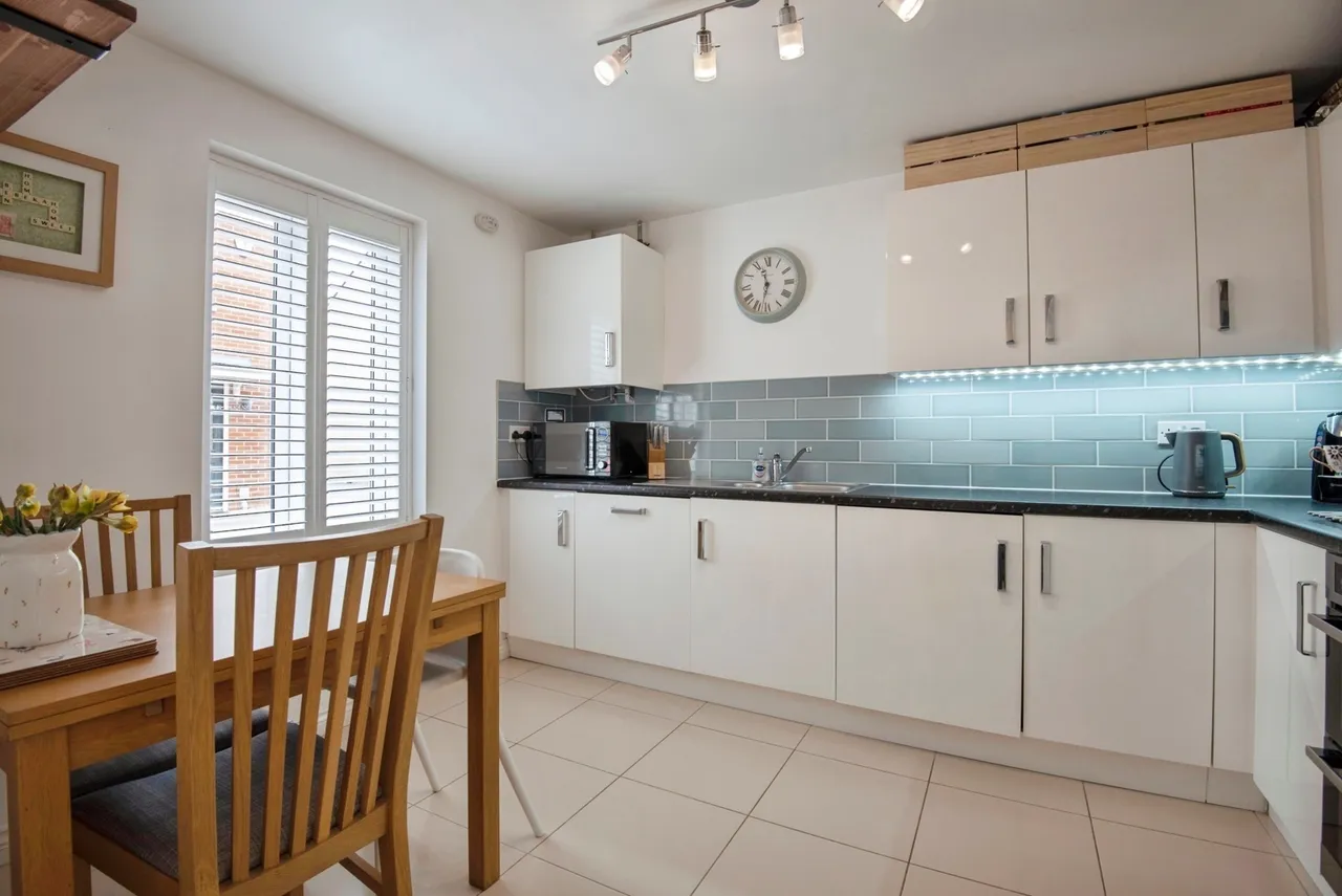 Gilbert Avenue, Biggleswade, Bedfordshire, SG18, photo 4