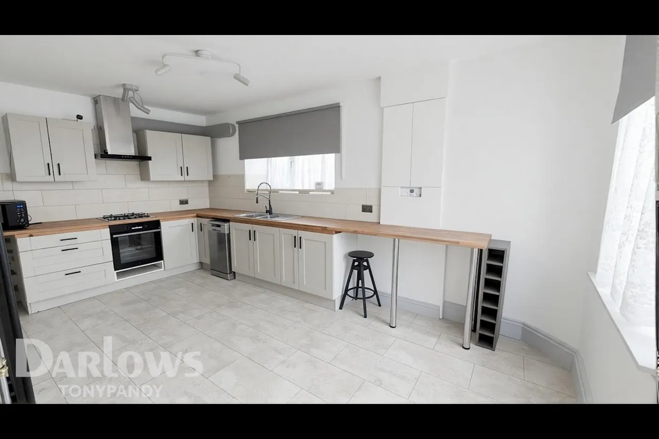 William Street, Ystrad, CF41, photo 16