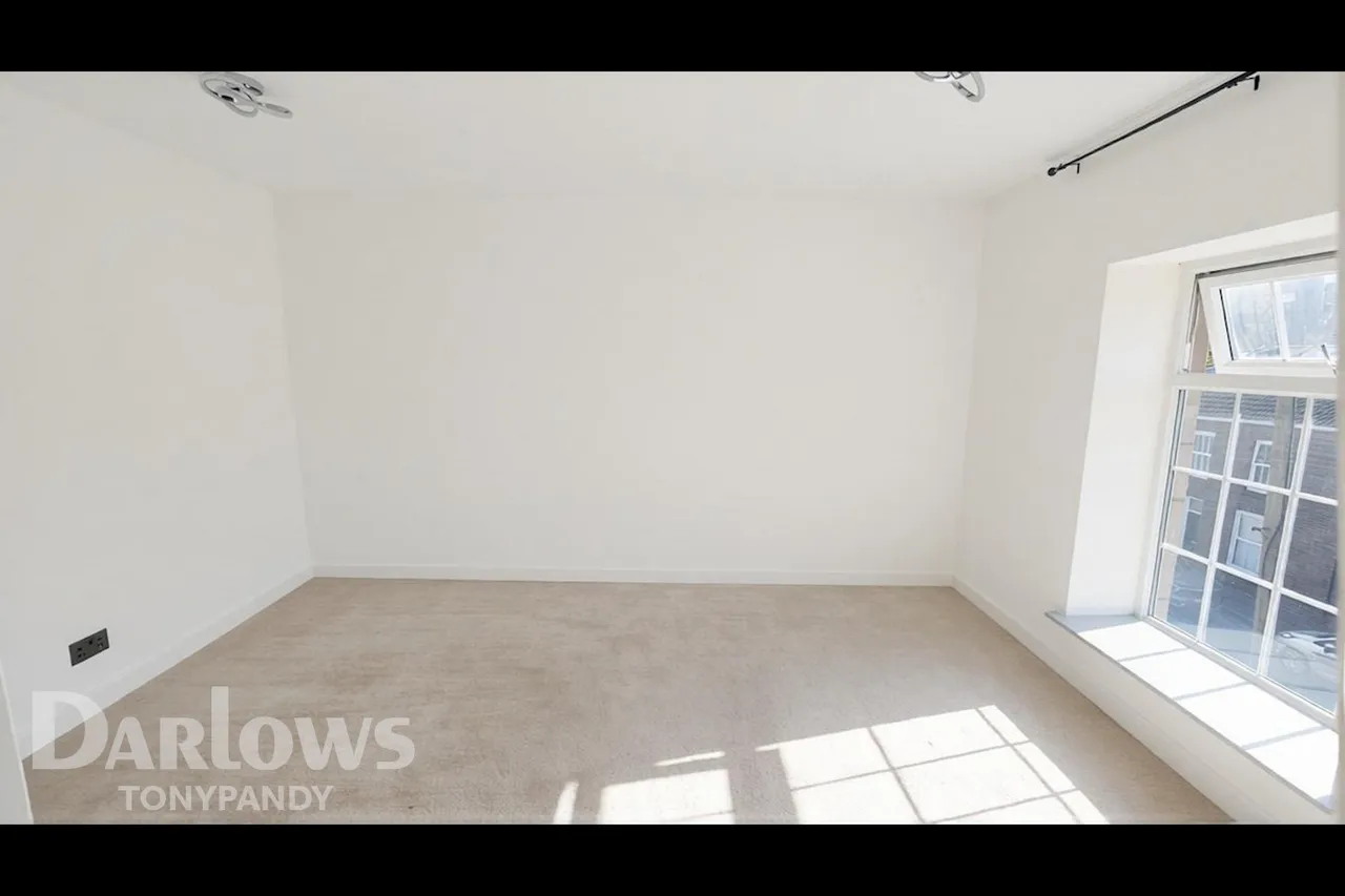 William Street, Ystrad, CF41, photo 21