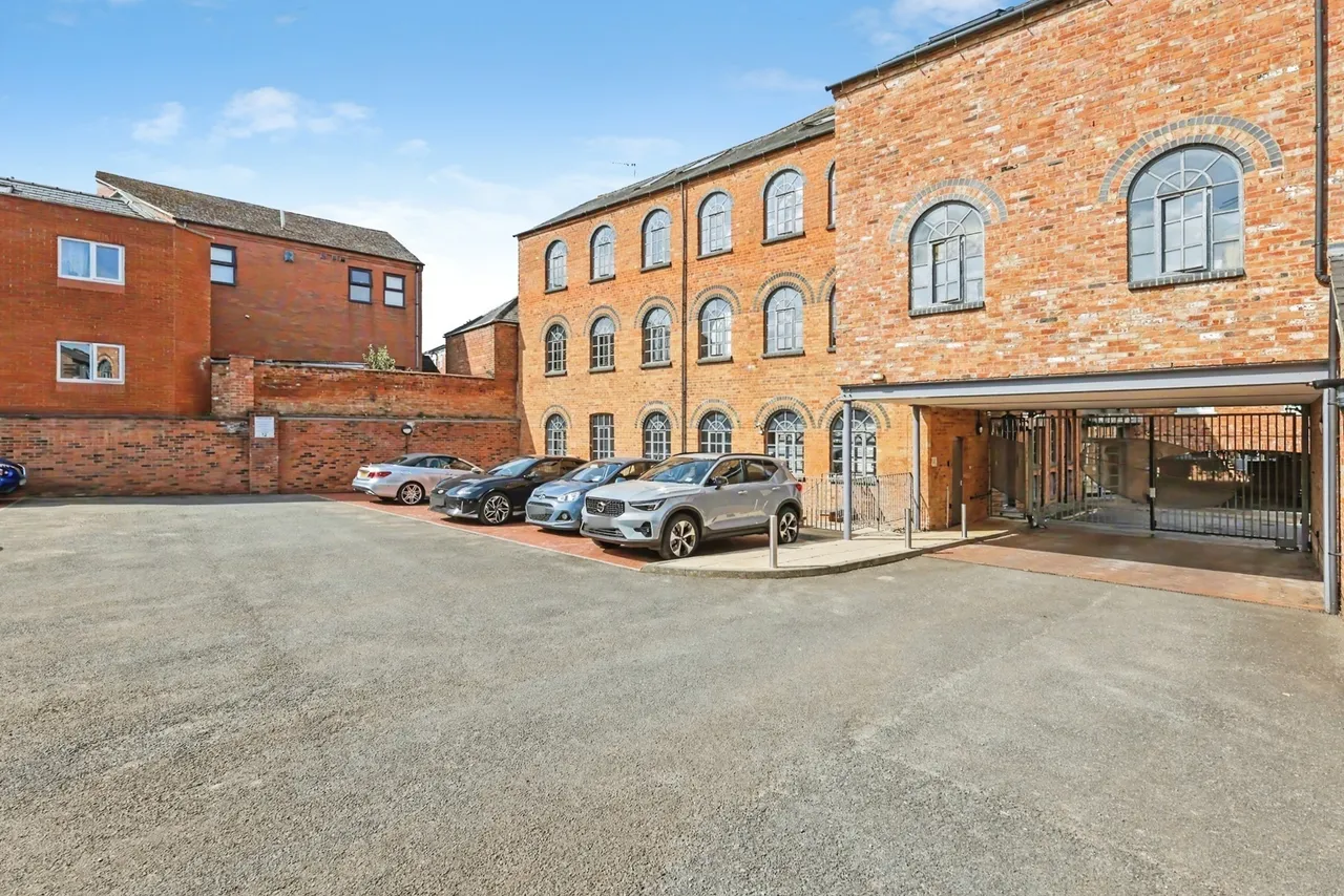 Ethel Street, Northampton, Northamptonshire, NN1, photo 16