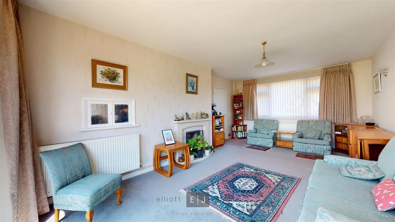 Coppice Row, Theydon Bois, photo 7