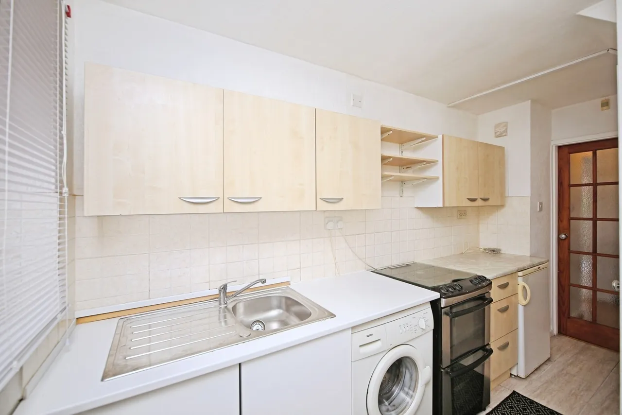 Green Acres, Birmingham, B27, photo 6