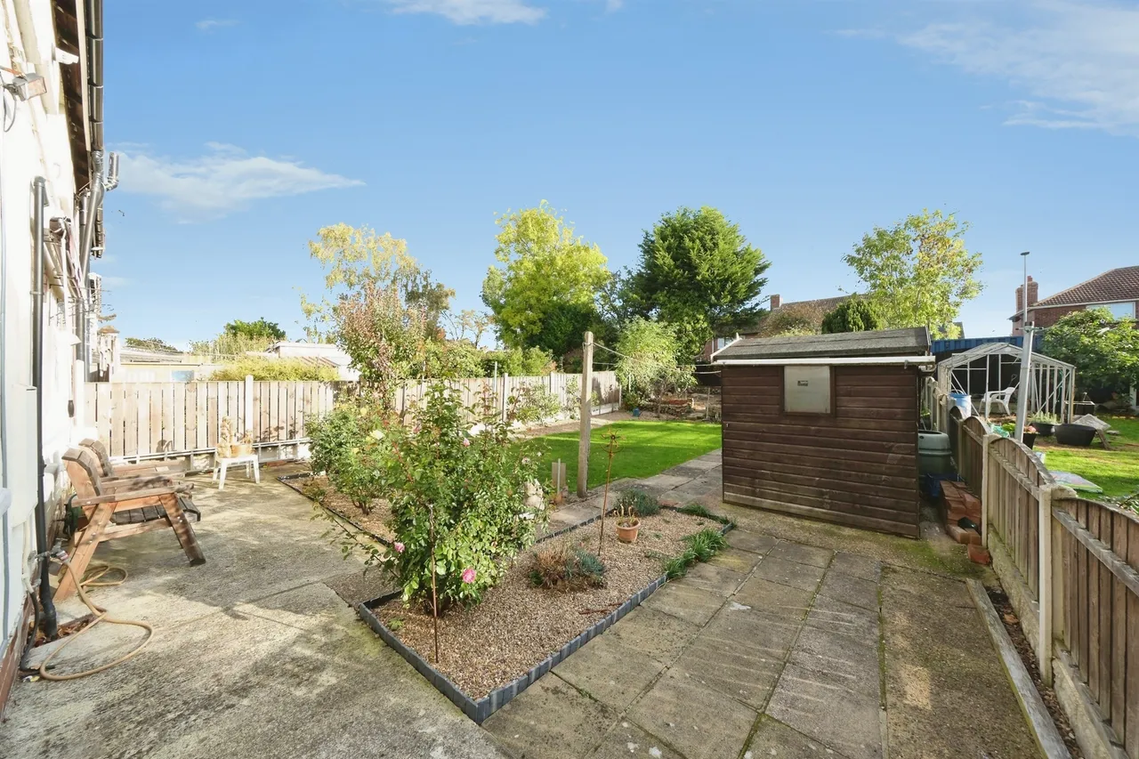 Southey Crescent, Maltby, S66, photo 15