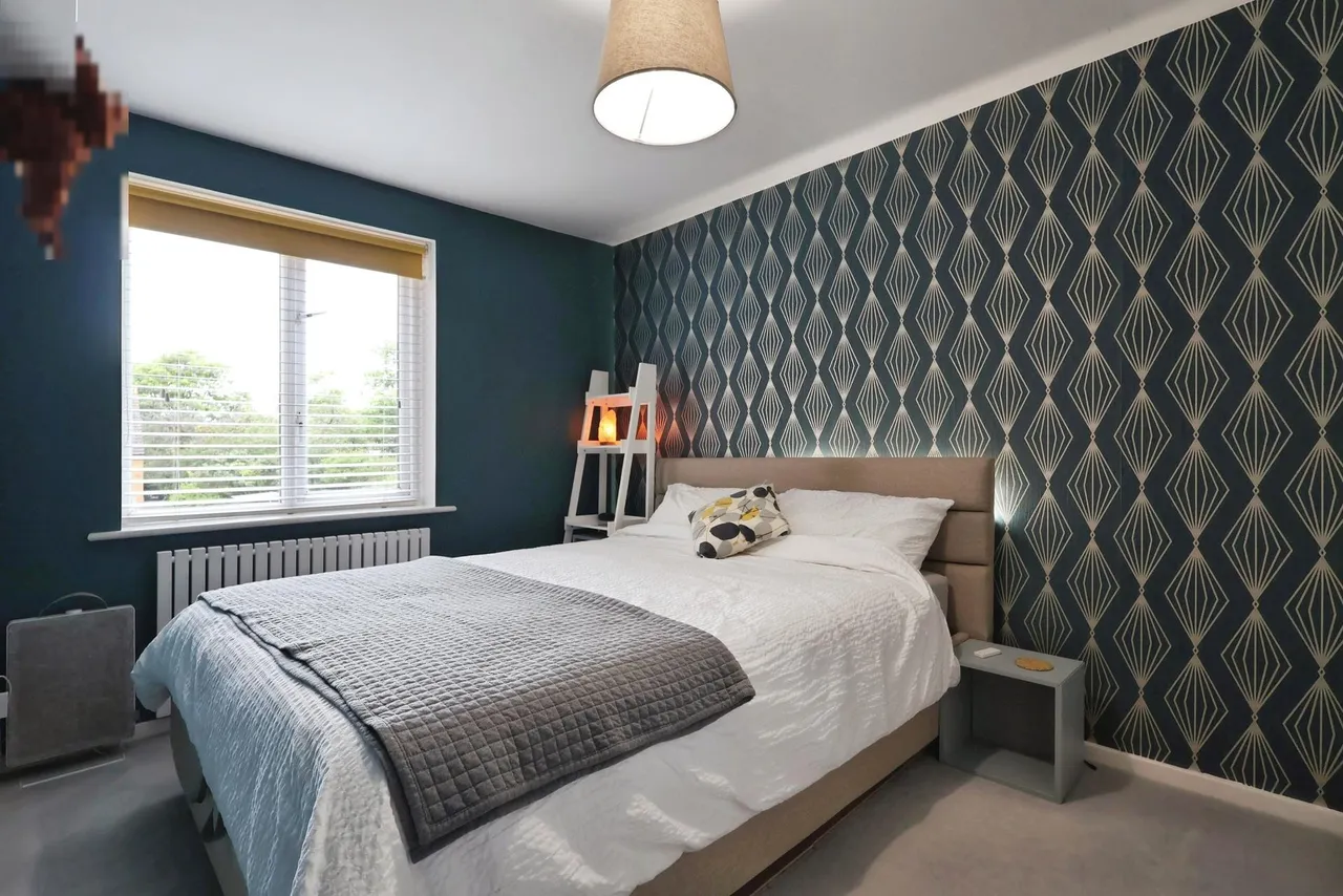 Redoubt Close, Hitchin, SG4, photo 19