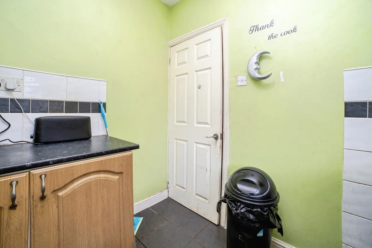 Python Hill Road, Rainworth, Mansfield, Nottinghamshire, NG21, photo 15