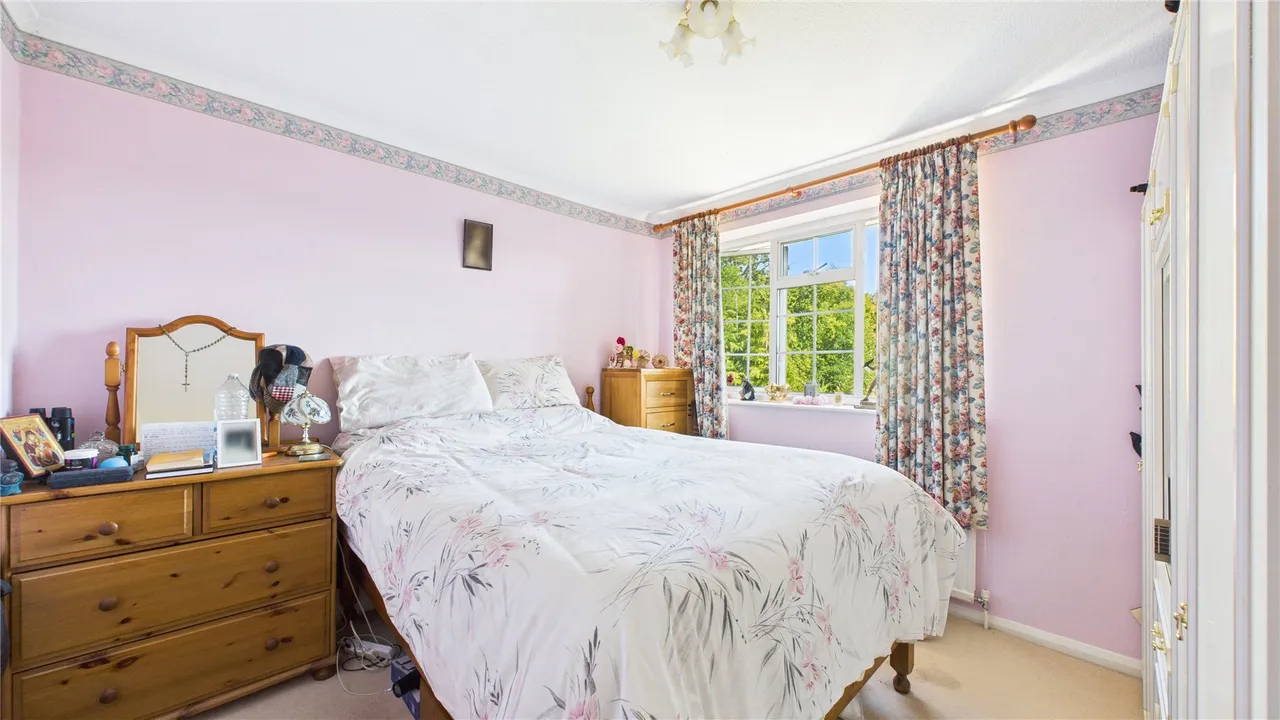 Govett Grove, Windlesham, GU20, photo 12