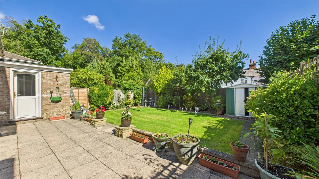 Govett Grove, Windlesham, GU20, photo 15