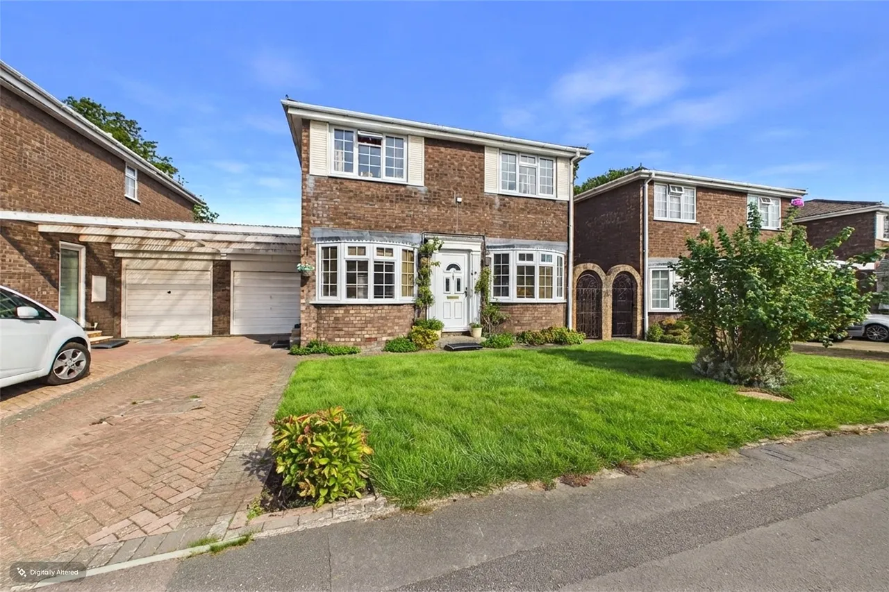 4 bed house for sale, Govett Grove, Windlesham, GU20