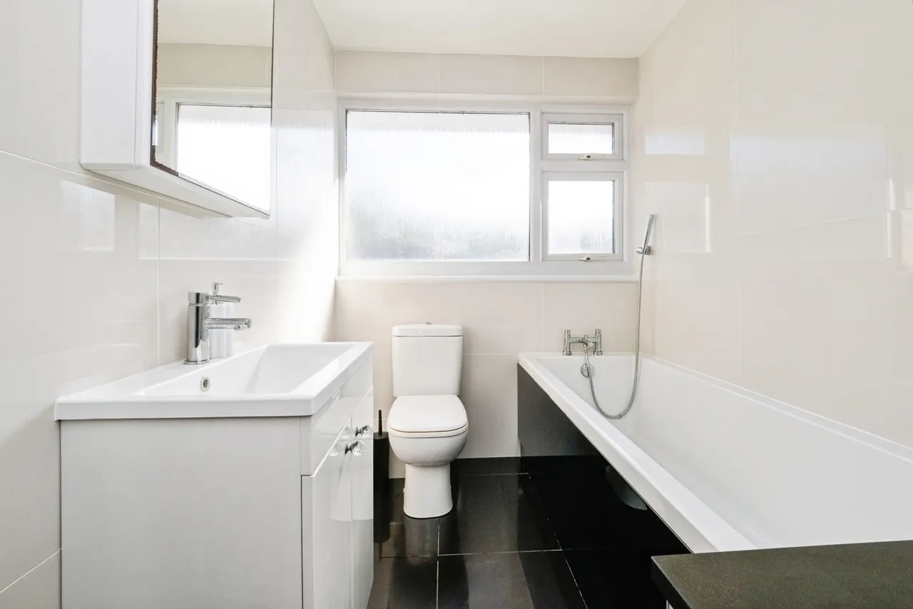 Sunnymede, Chigwell, Essex, IG7, photo 16