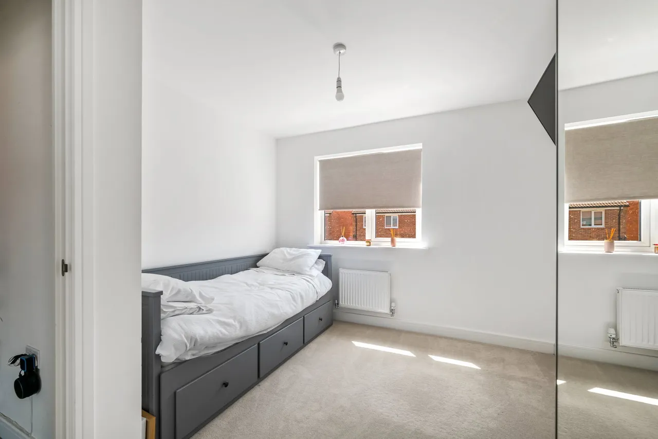 Field Avenue, Saxilby, LN1, photo 14