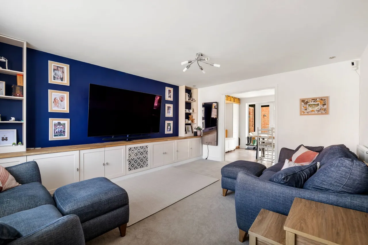 Field Avenue, Saxilby, LN1, photo 6