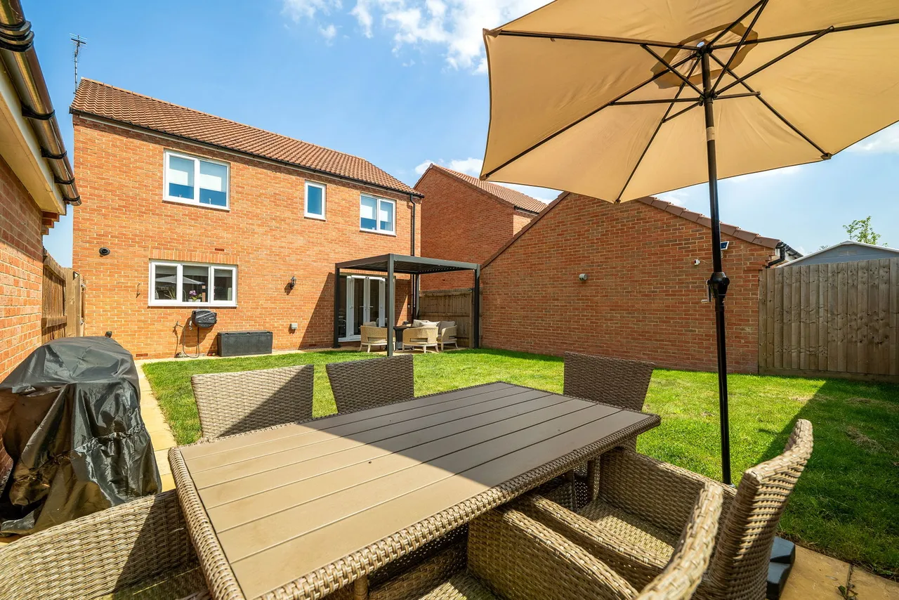 Field Avenue, Saxilby, LN1, photo 17