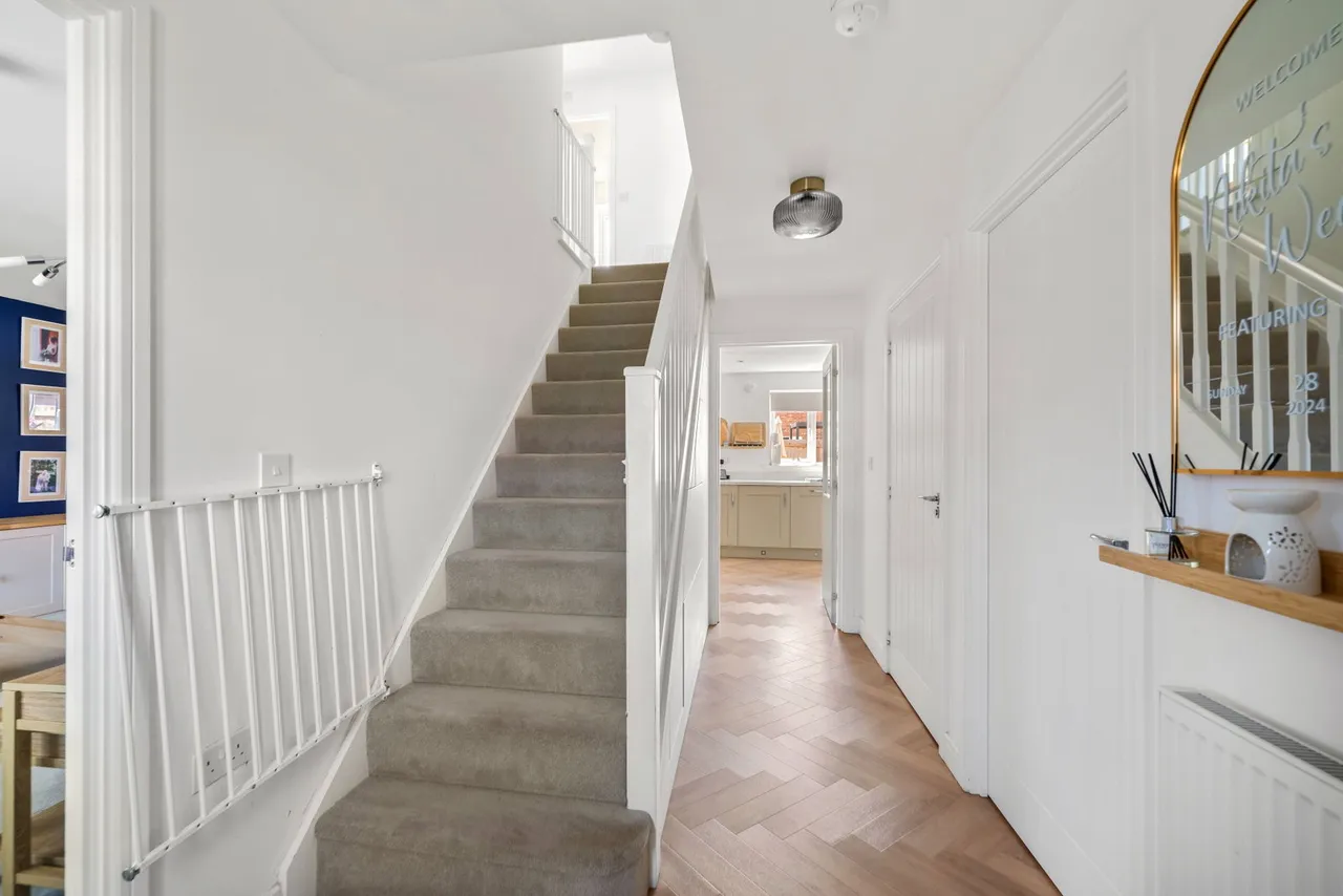 Field Avenue, Saxilby, LN1, photo 9
