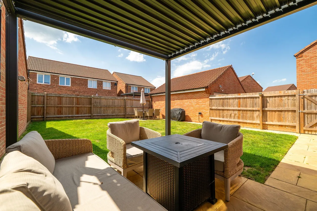 Field Avenue, Saxilby, LN1, photo 8