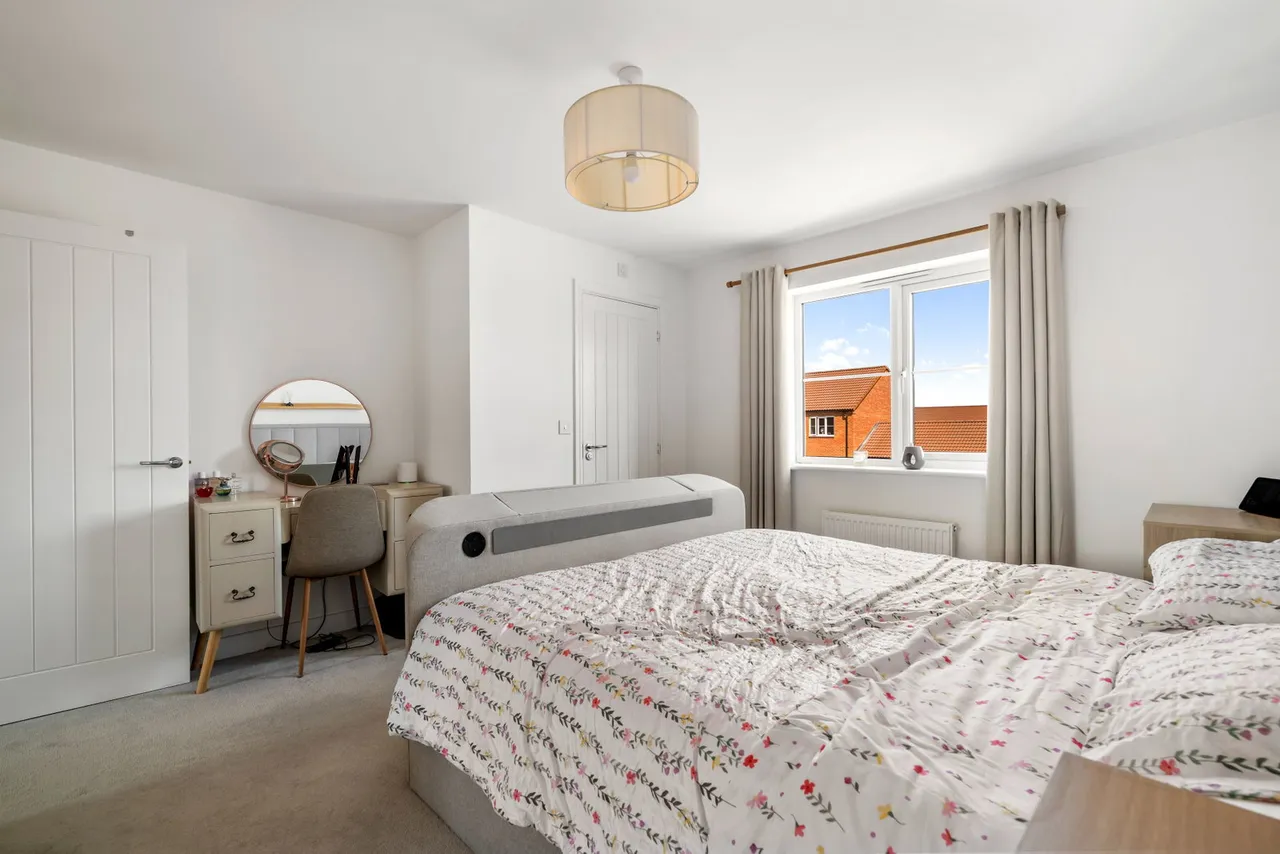 Field Avenue, Saxilby, LN1, photo 10