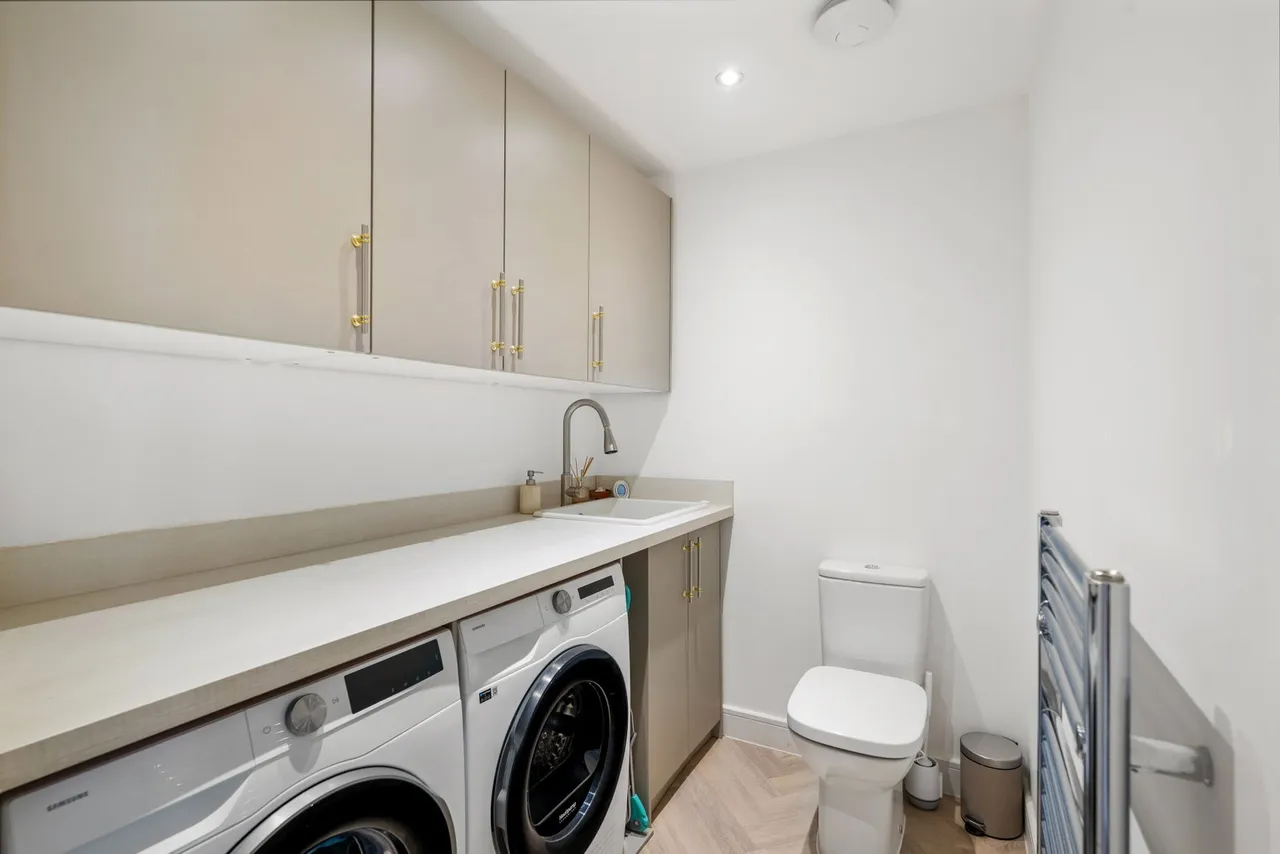 Field Avenue, Saxilby, LN1, photo 15