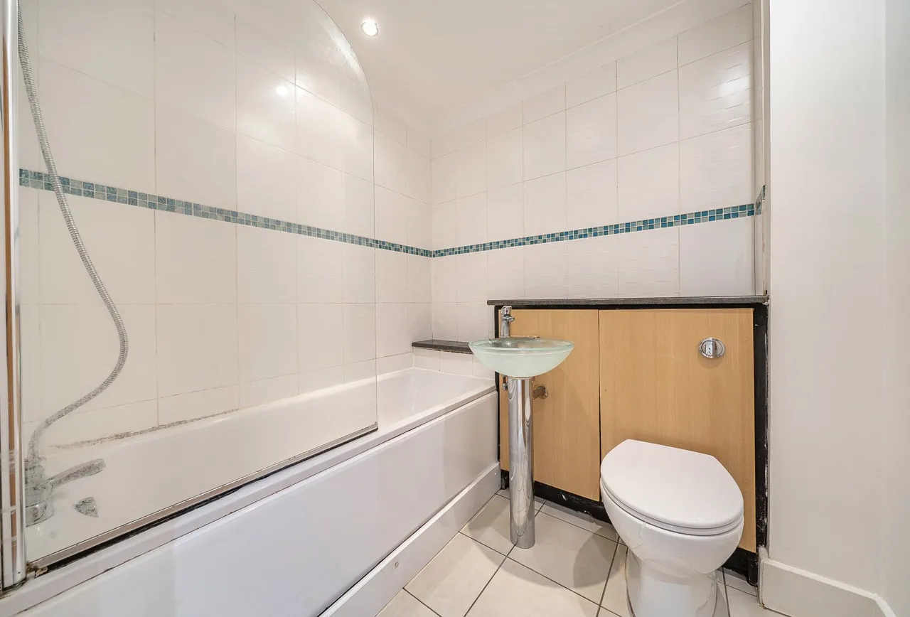 St. Georges Road, Cheltenham, GL50 3EE, photo 8
