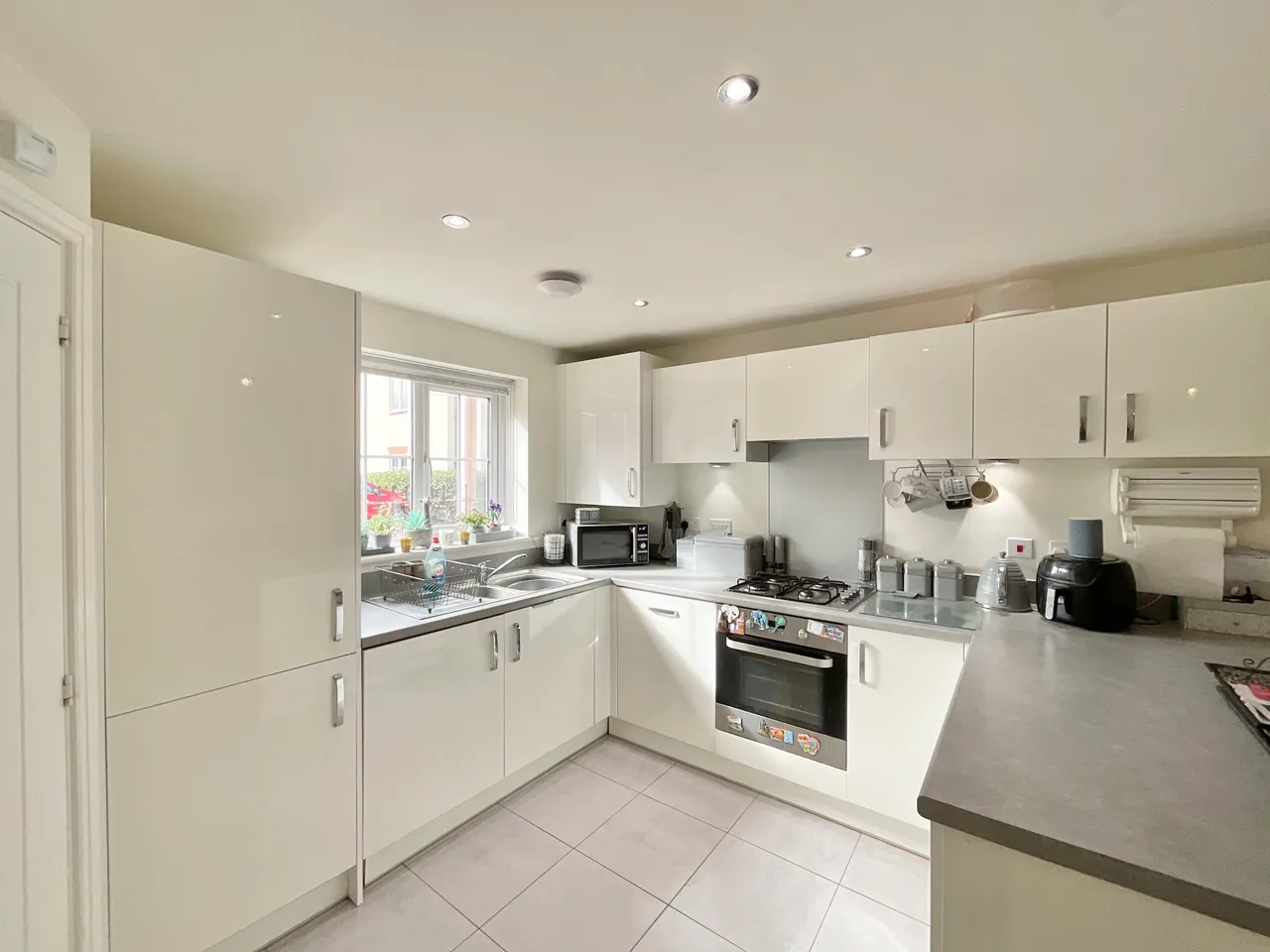 Samuel Armstrong Way, Crewe, CW1, photo 2