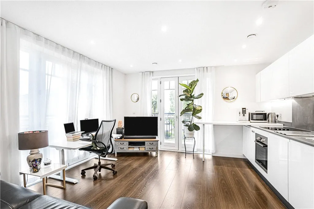 Carnwath Road, London, SW6, photo 6