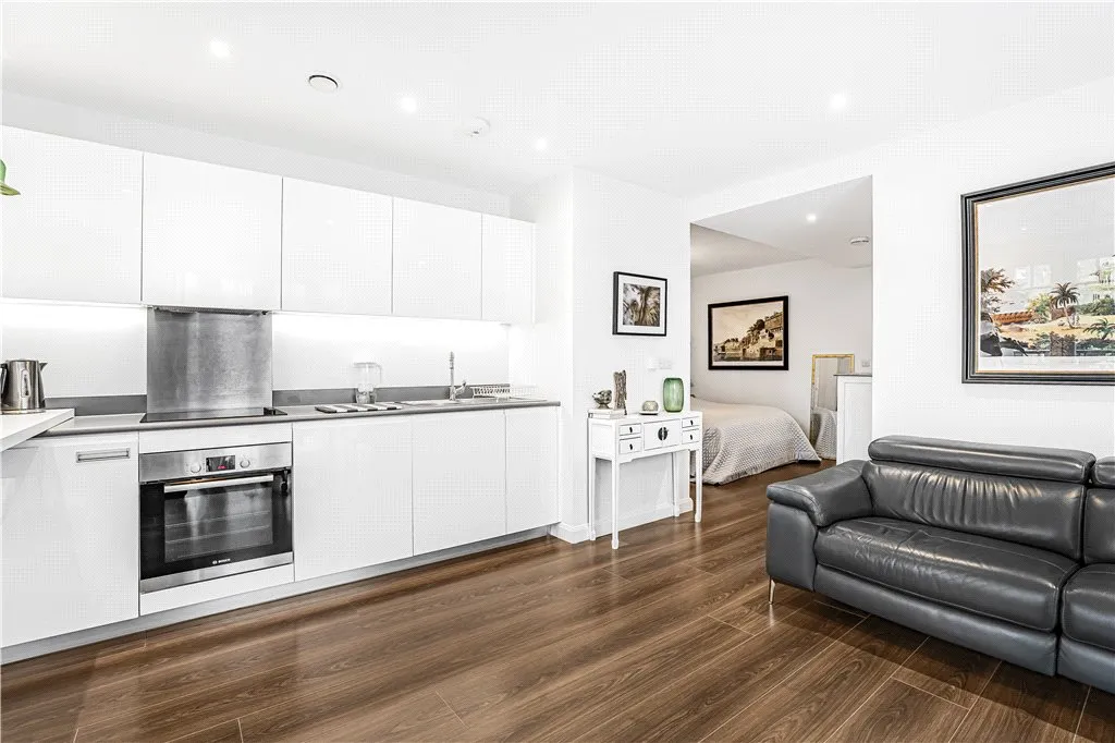 Carnwath Road, London, SW6, photo 9