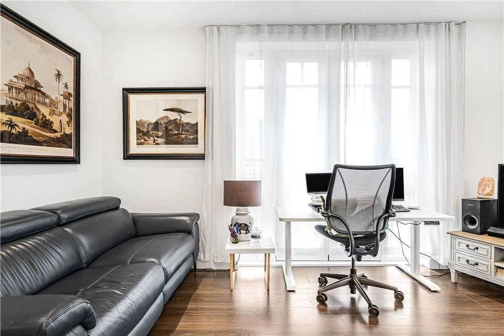 Carnwath Road, London, SW6, photo 8