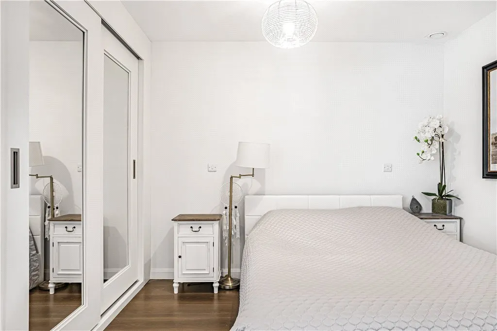 Carnwath Road, London, SW6, photo 12