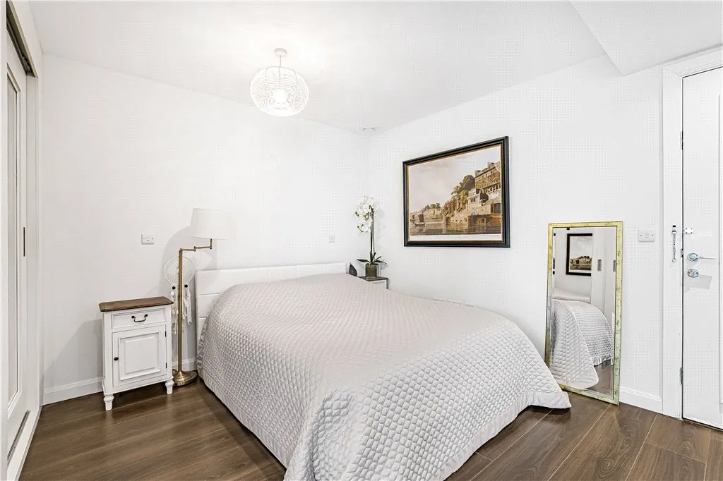 Carnwath Road, London, SW6, photo 11