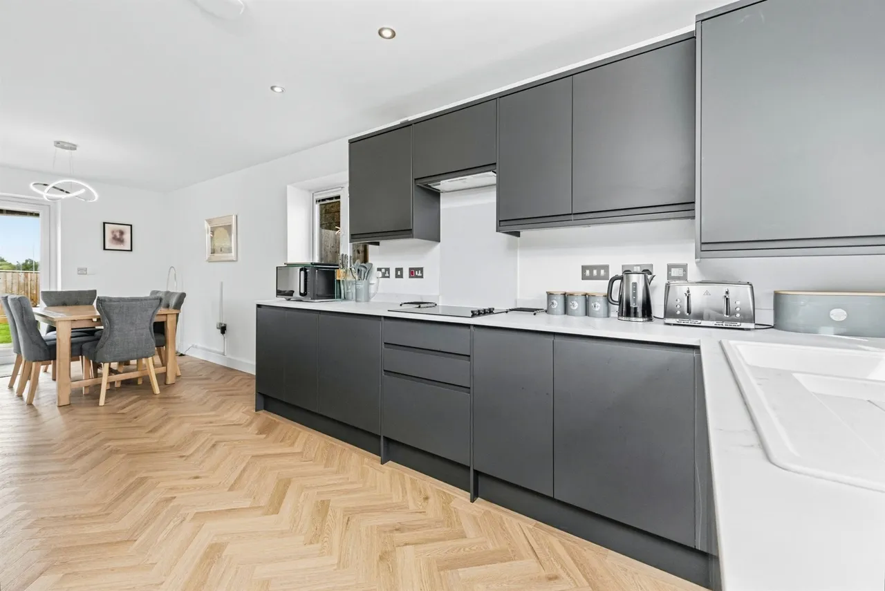 Egerton Close, Brighouse, photo 4