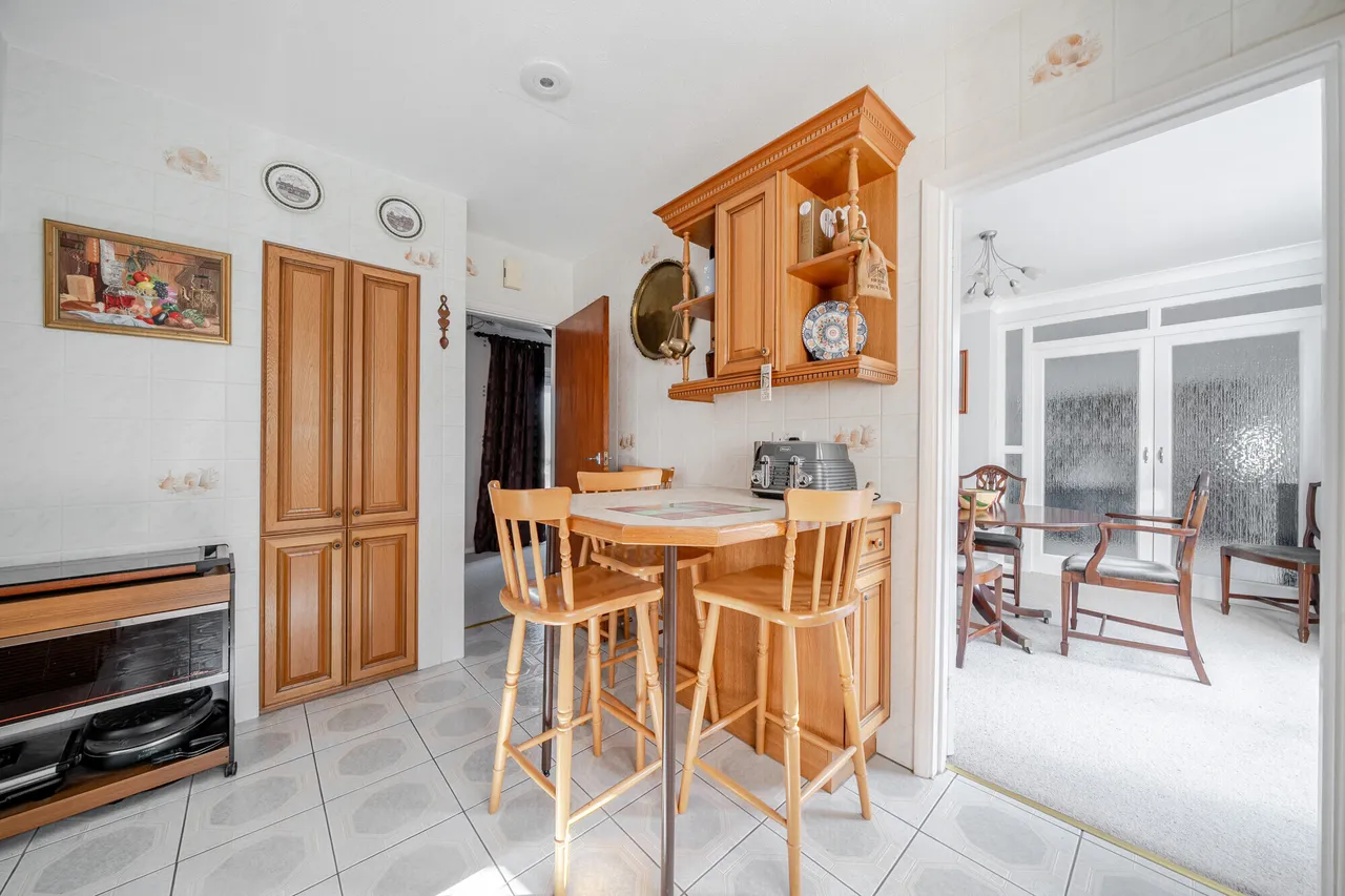 Wedgwood Drive, Hughenden Valley, HP14, photo 6