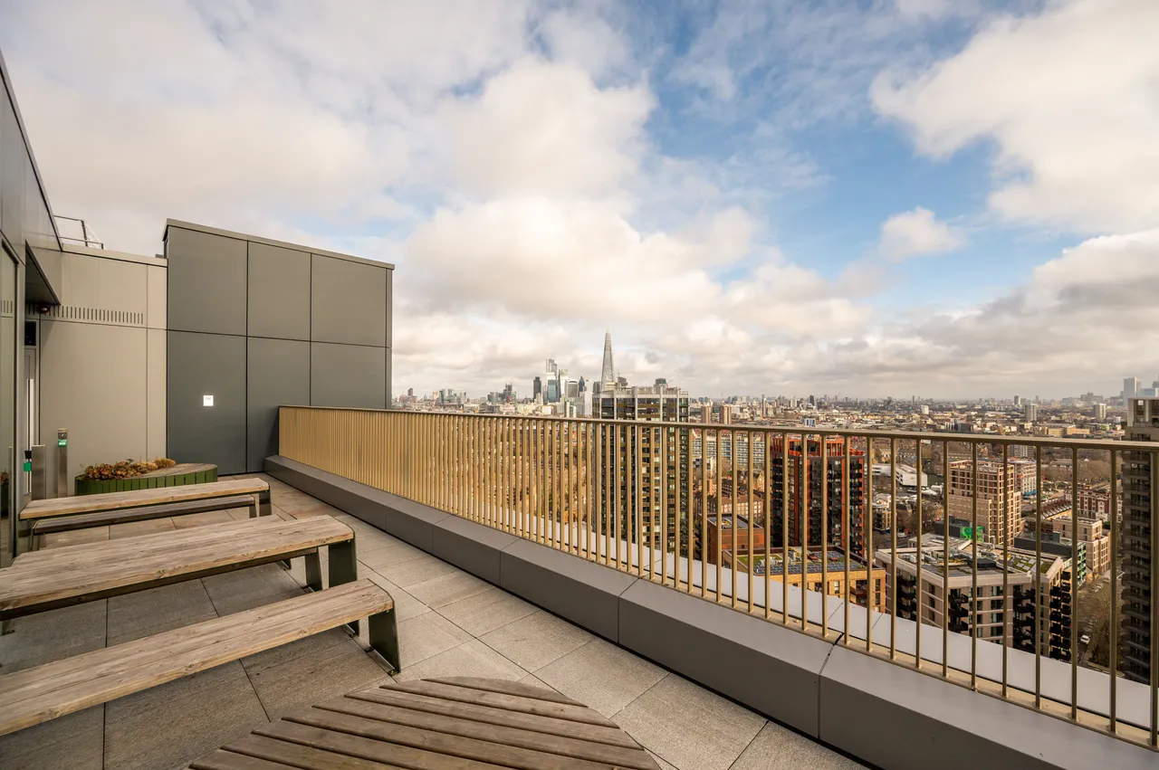 Apartment 2307, Hawksbury Heights, London, photo 12