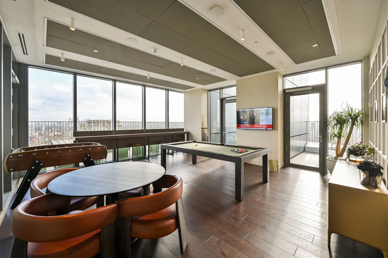 Apartment 2307, Hawksbury Heights, London, photo 10