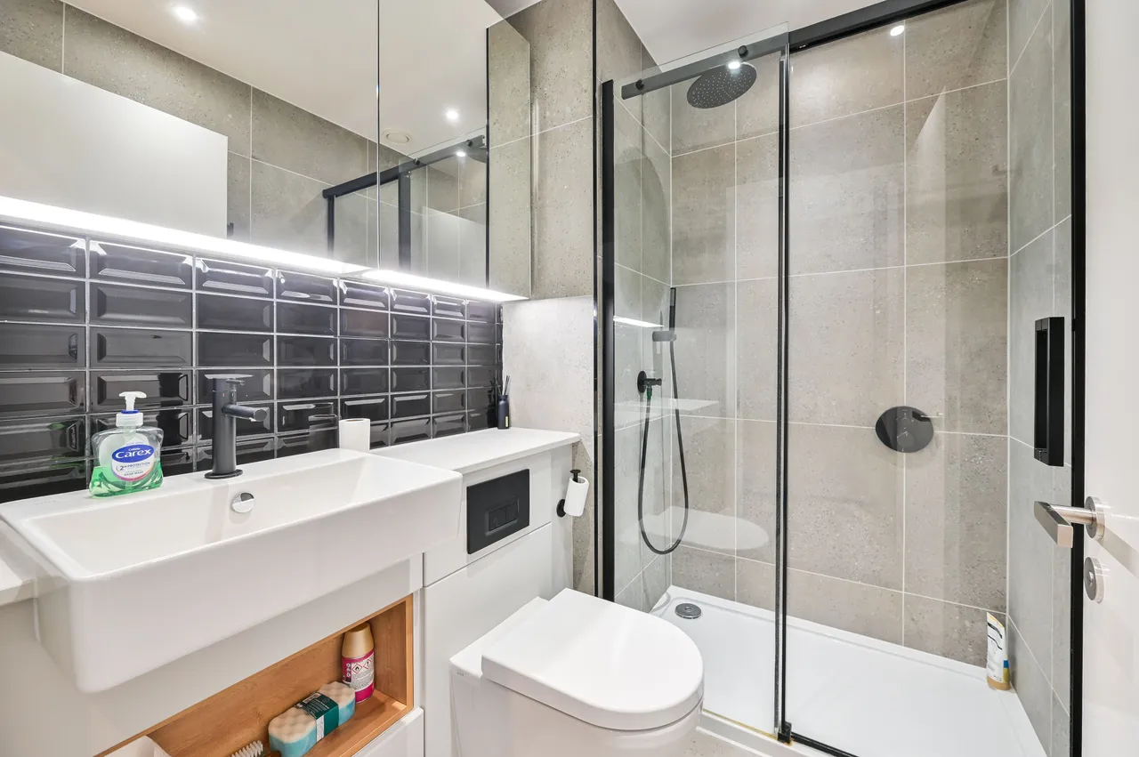 Apartment 2307, Hawksbury Heights, London, photo 7