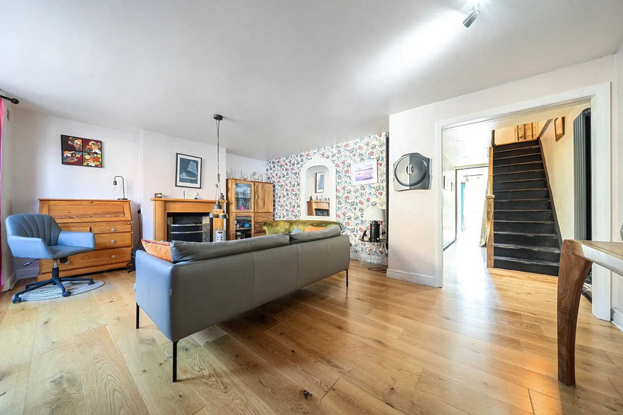Elmdene Road, SE18, photo 2