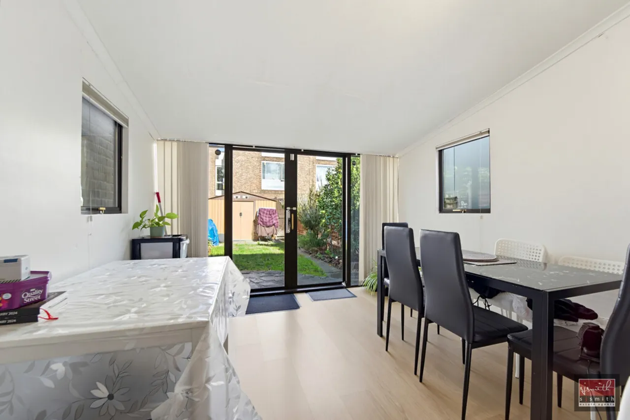 Douglas Road, Stanwell, TW19, photo 4