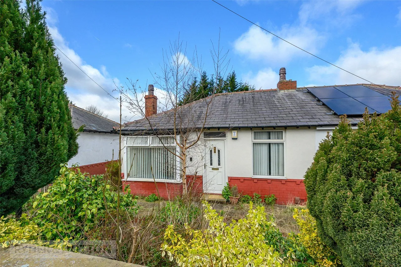 Cross Lane, Primrose Hill, HD4, photo 18