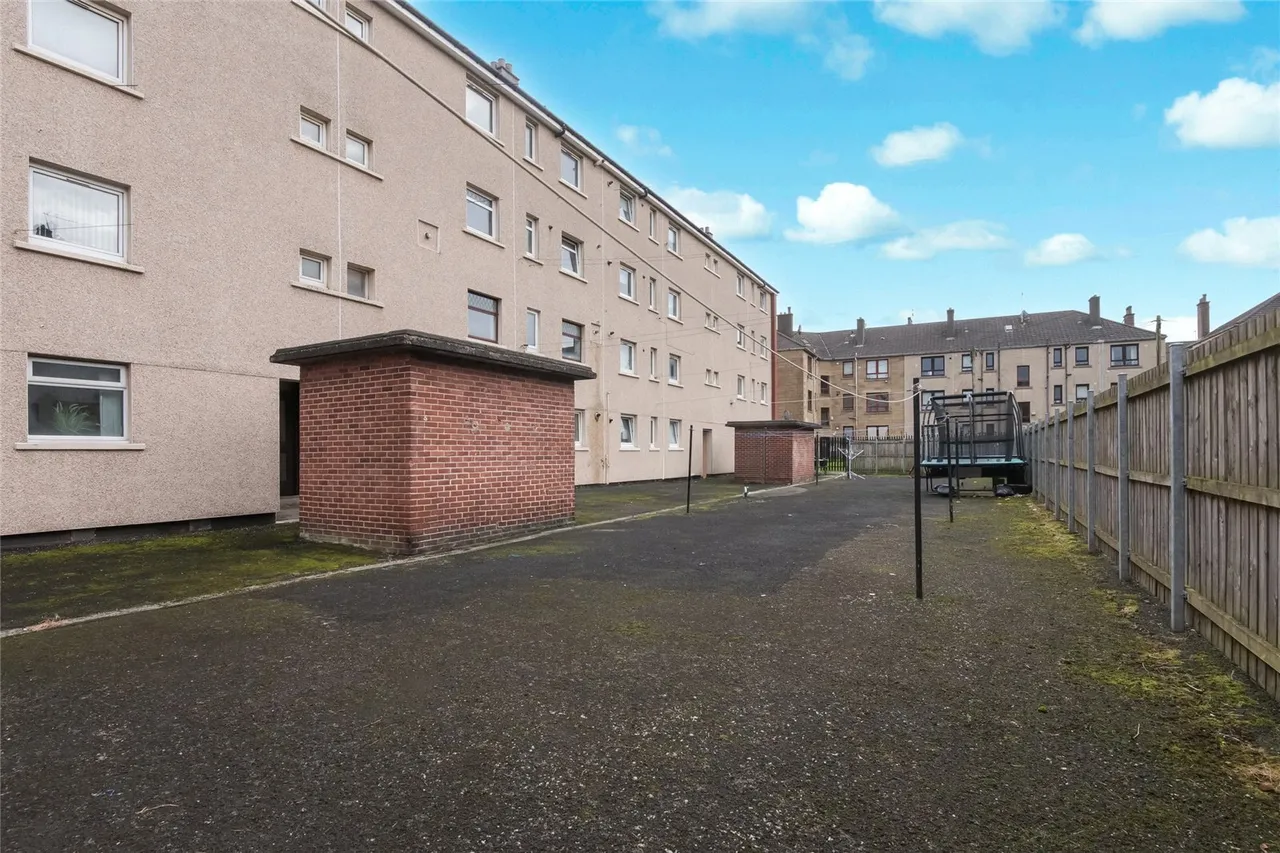 Armadale Path, Dennistoun, G31, photo 16