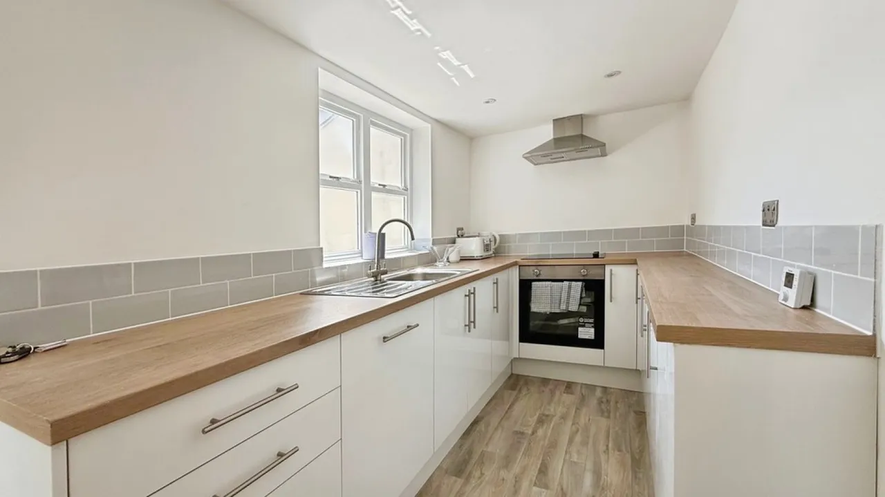 Silver Street, Warminster, photo 6