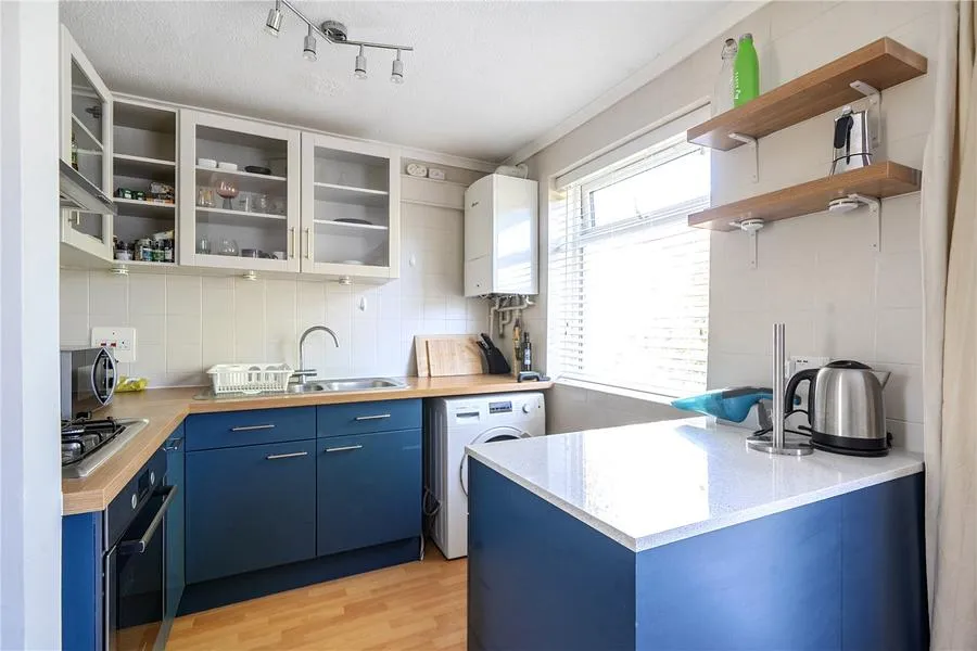 Yew Tree Close, Beaconsfield, HP9, photo 9