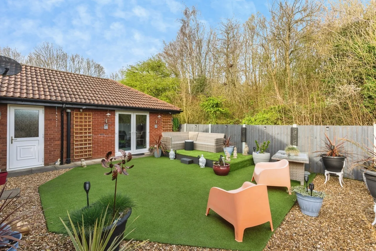 Hamsterley Close, Birchwood, Warrington, Cheshire, WA3, photo 4