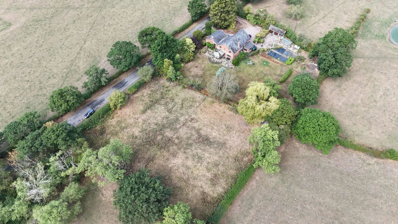 Winsford Road, Cholmondeston, CW7, photo 25