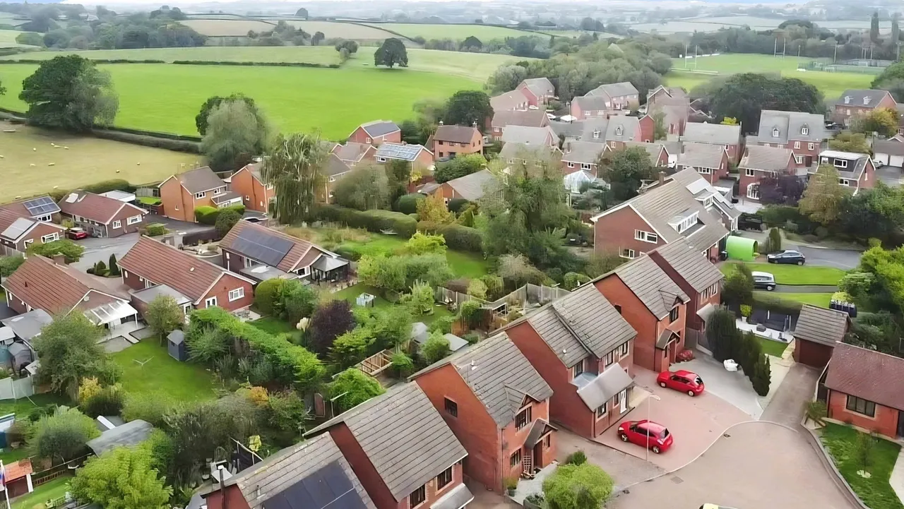 Heath Close, Cleobury Mortimer, DY14, photo 30