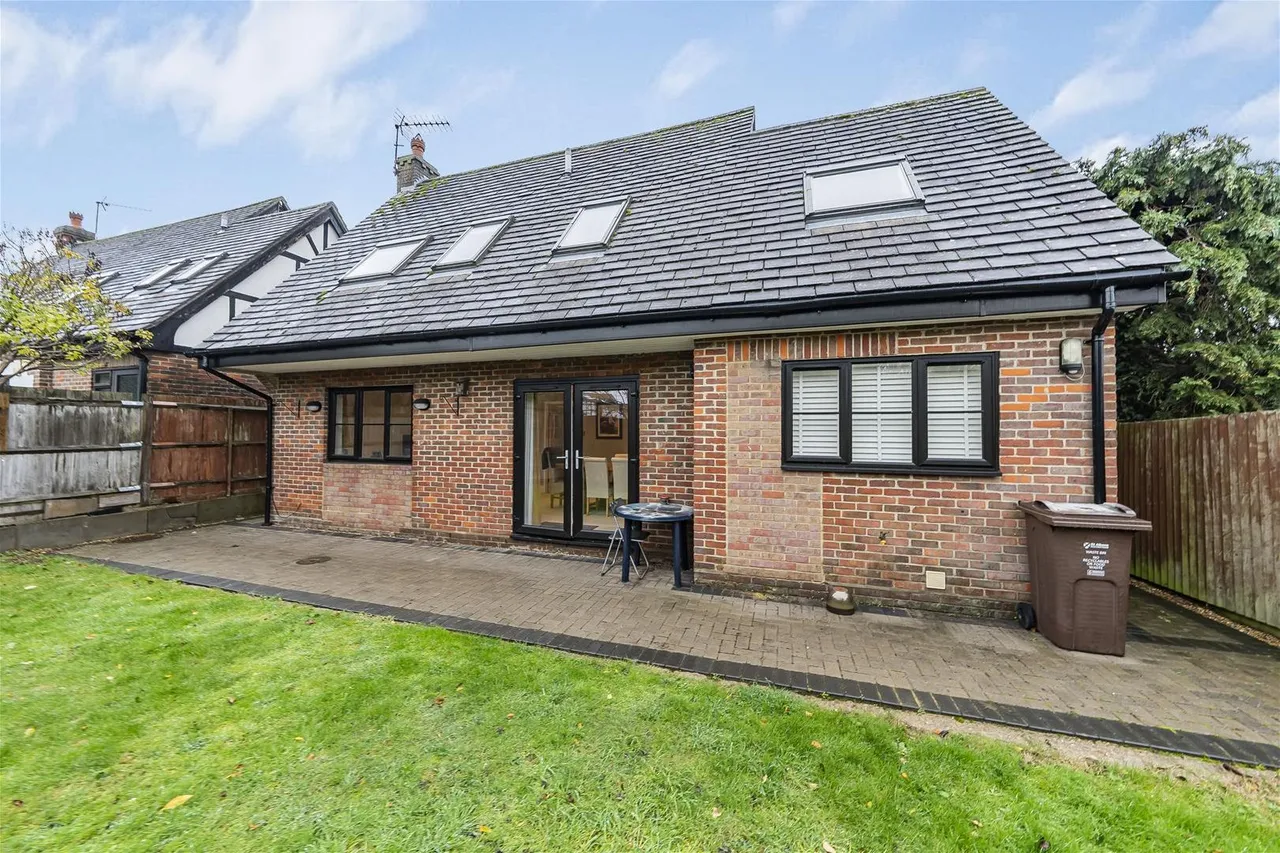 Turnberry Drive, Bricket Wood, AL2, photo 14