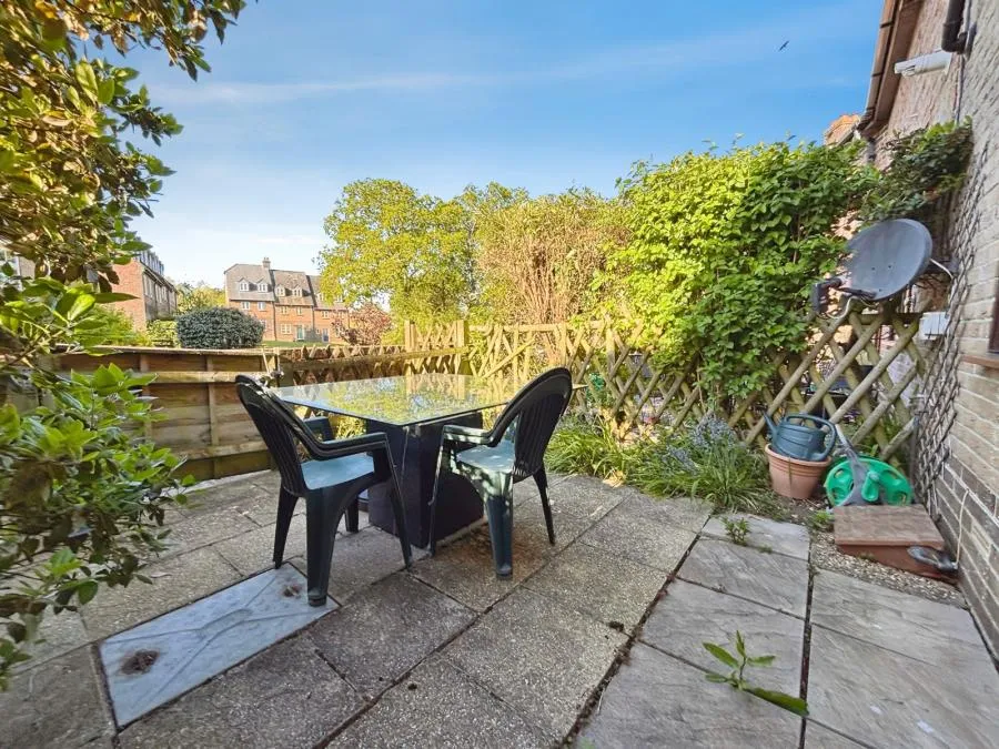 Redshank Way, Newport, PO30, photo 13